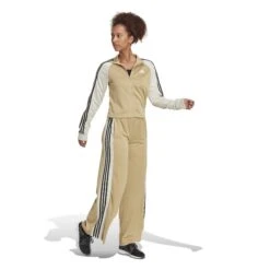 Trainingspak Voor Dames Adidas Teamsport 17 Trainingspak Voor Dames Adidas Teamsport -Dames Sportkleding Winkel adidas hk0469 7 apparel on model walking view white