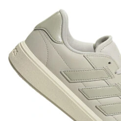 Damestrainers Adidas Courtblock 14 Damestrainers Adidas Courtblock -Dames Sportkleding Winkel adidas if6553 6 footwear photography detail view 1 white