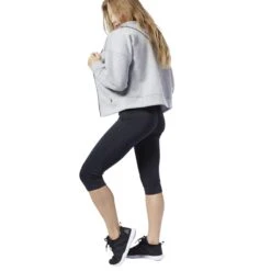 Dames 3/4 Legging Reebok Workout Ready -Dames Sportkleding Winkel dy8080 on model side 2000x2000