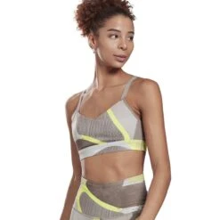 Dames Sportkleding Winkel -Dames Sportkleding Winkel gl2484 app on model standard white