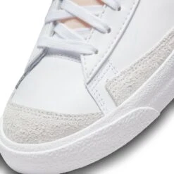 Damestrainers Nike Blazer Mid '77 Vintage 14 Damestrainers Nike Blazer Mid '77 Vintage -Dames Sportkleding Winkel nike cz1055 118 7 nw