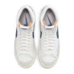 Damestrainers Nike Blazer Mid '77 17 Damestrainers Nike Blazer Mid '77 -Dames Sportkleding Winkel nike cz1055 125 phcth001 s23