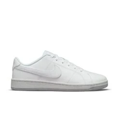Dames Sportschoenen Nike Court Royale 2