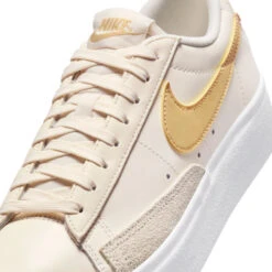 Damestrainers Nike Blazer Low Platform -Dames Sportkleding Winkel nike dj0292 113 phsyd001