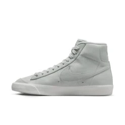 Vrouwentrainers Nike Blazer Premium -Dames Sportkleding Winkel nike dq7572 001 phslh001