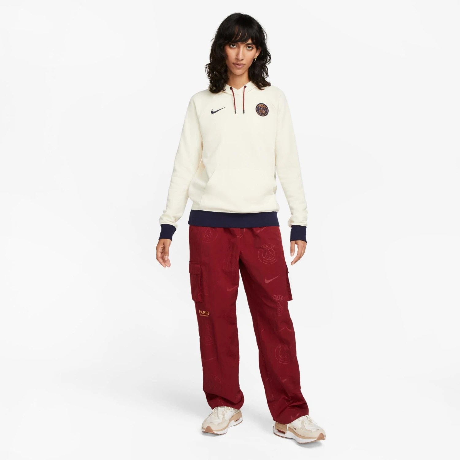 Nike Dames Hoodie PSG Essentiel Fleece 2023/24 3 Nike Dames Hoodie PSG Essentiel Fleece 2023/24